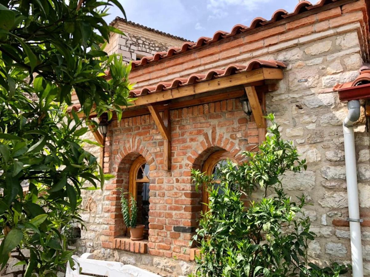 Villa Muzhaqi Nivice Екстер'єр фото