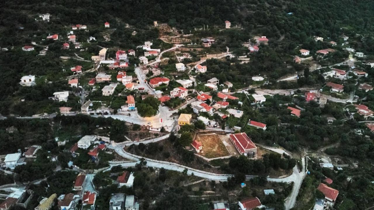 Villa Muzhaqi Nivice Екстер'єр фото