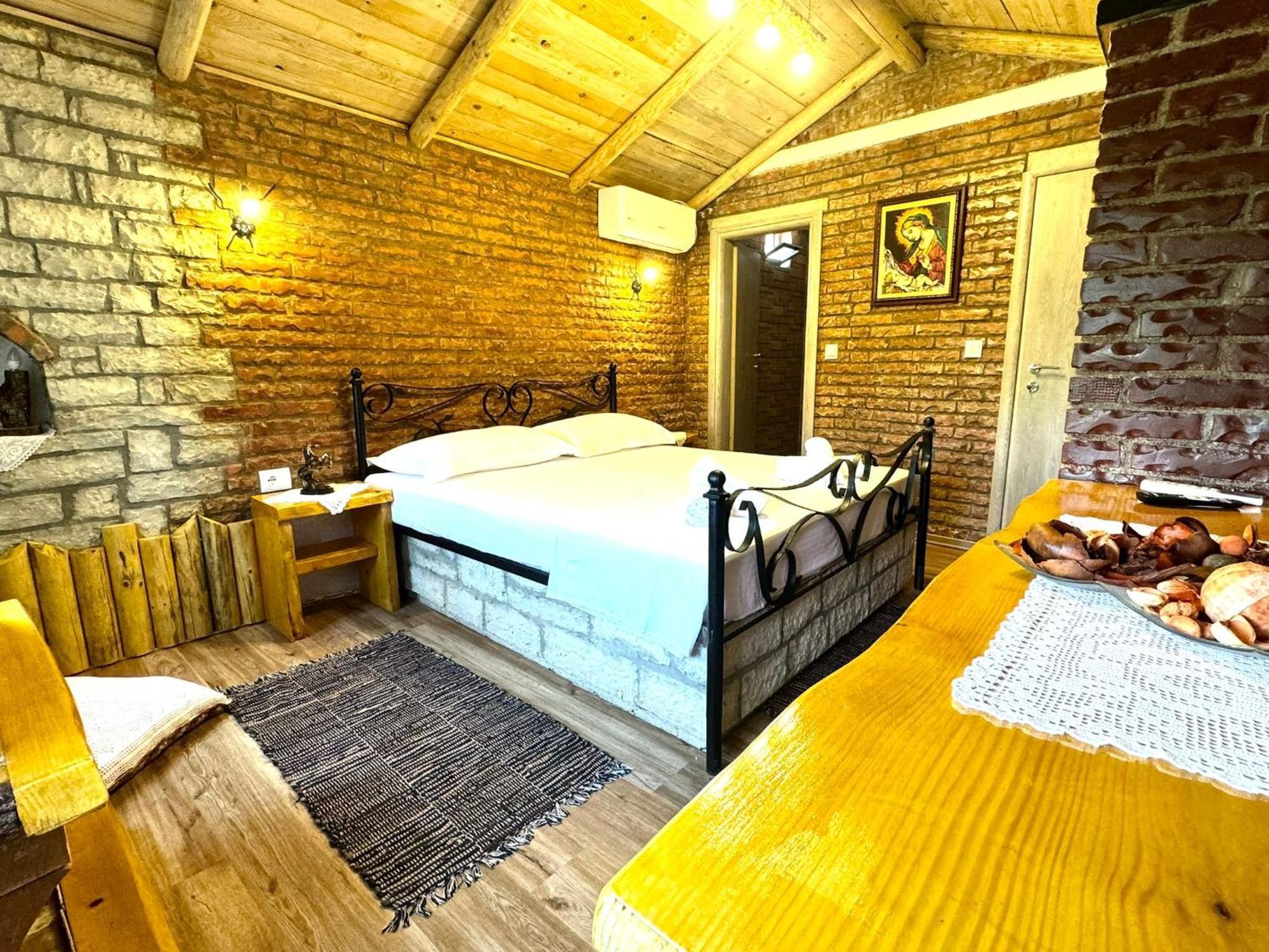 Villa Muzhaqi Nivice Екстер'єр фото